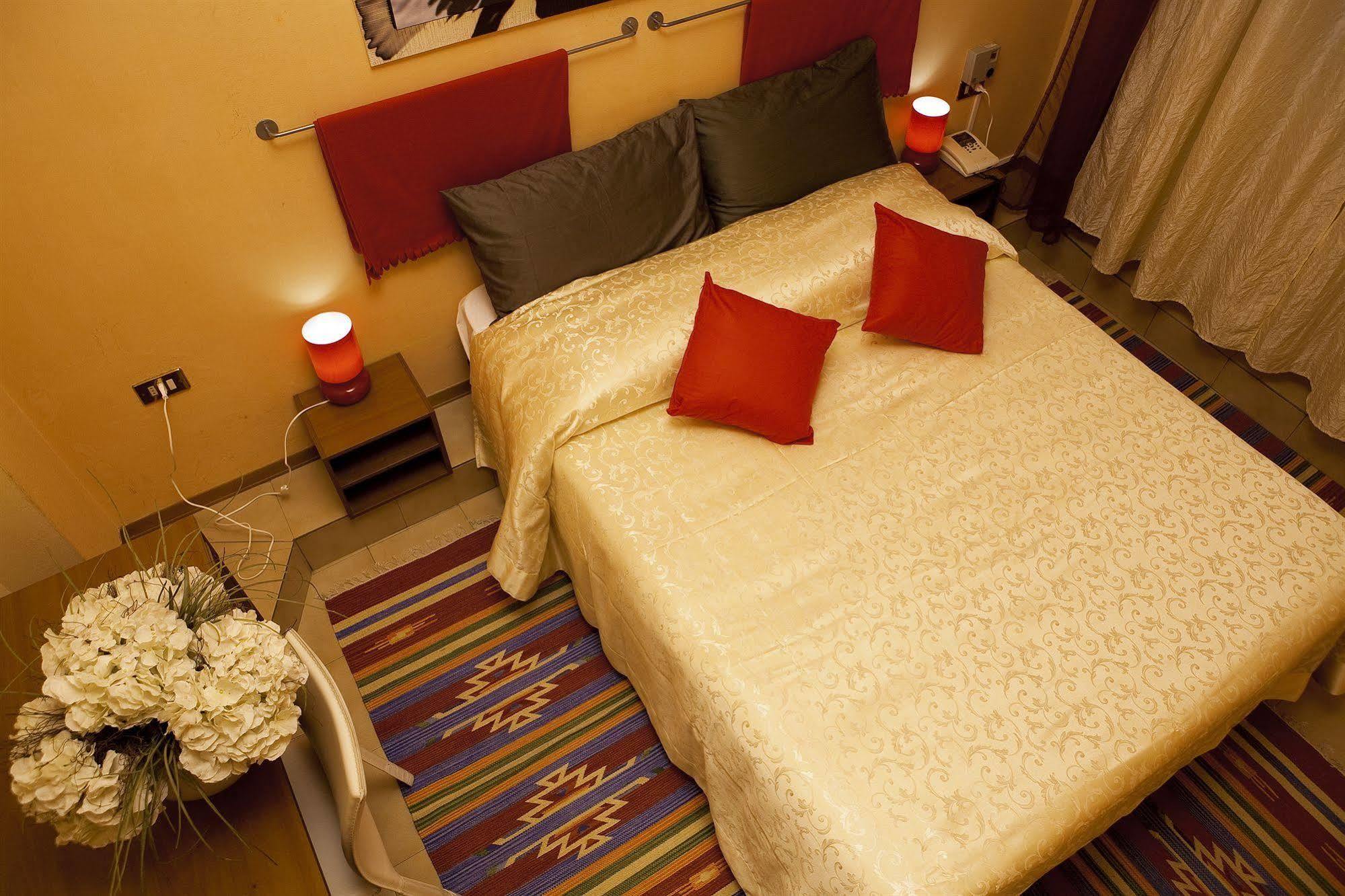 Hotel Centro Campi Bisenzio Buitenkant foto