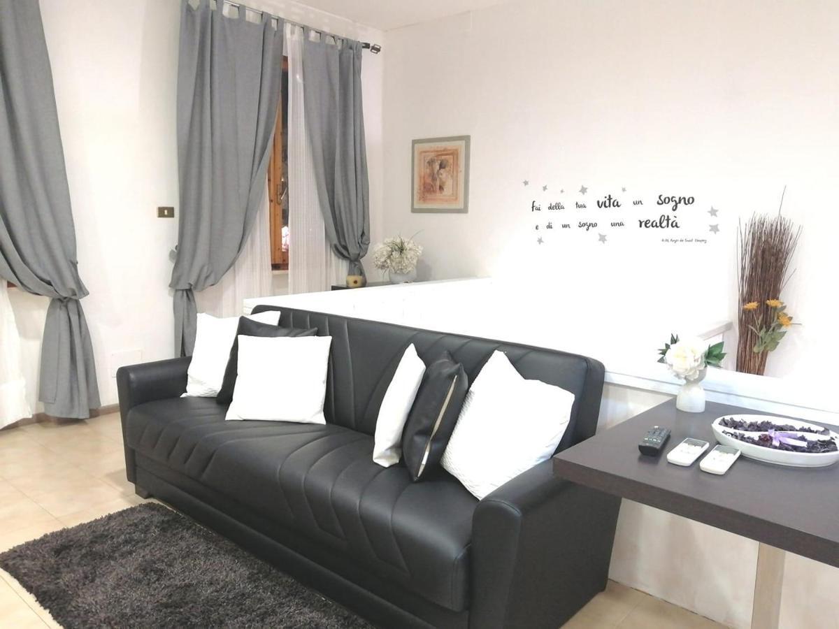 Hotel Centro Campi Bisenzio Buitenkant foto